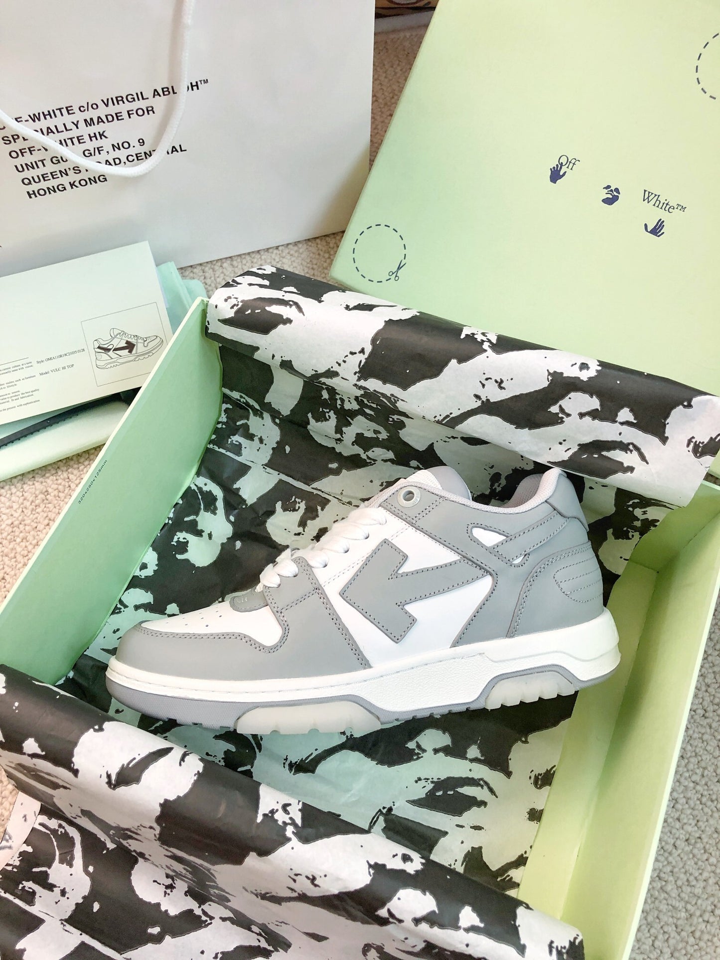 Off-White Out Of Office Low Top Sneakers Unisex