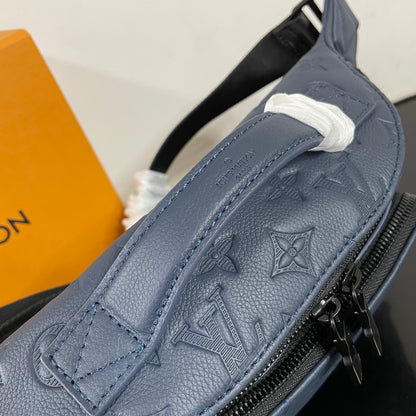 High Quality Louis Vuitton Embossed Leather Bumbag Stylish Design Luxury Fashion Bag