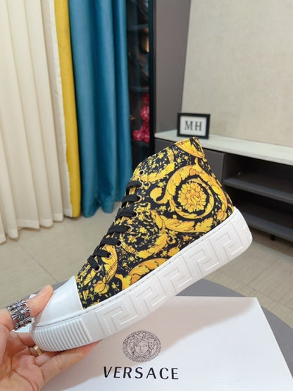 Versace Men's High-Top Sneakers - Luxury Designer Athletic Footwear with Baroque Print & Greek Key