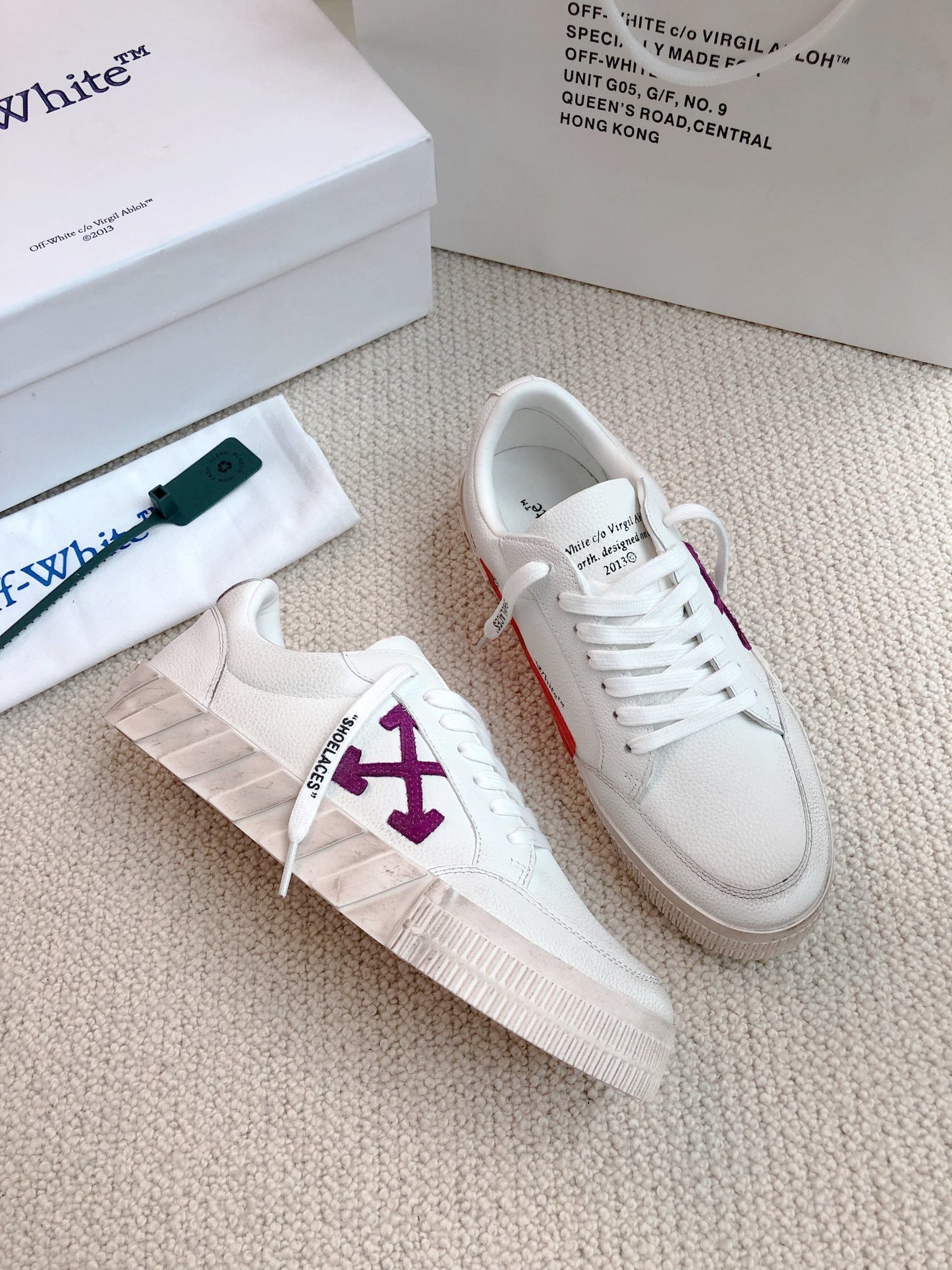 Off-White Arrow Unisex Casual Sneakers