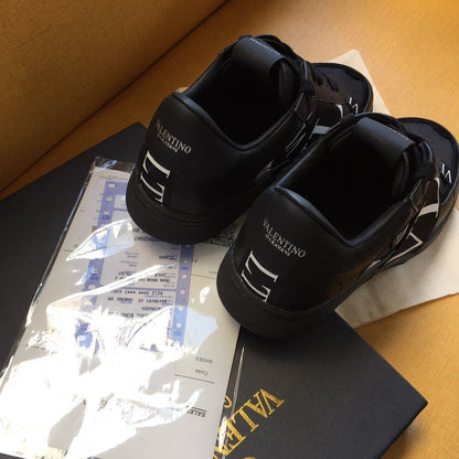 Valentino Unisex Sneakers VLTN Logo Luxury Fashion Sneakers