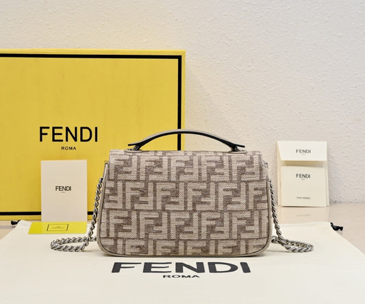 Elegant Fendi Baguette Bag With Signature FF Pattern And Chain Strap 008