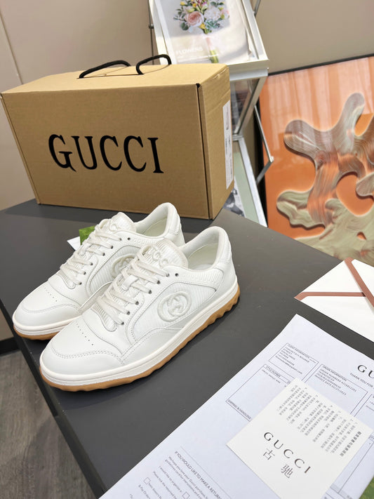 Gucci Black And White Leather Sneakers With Interlocking G