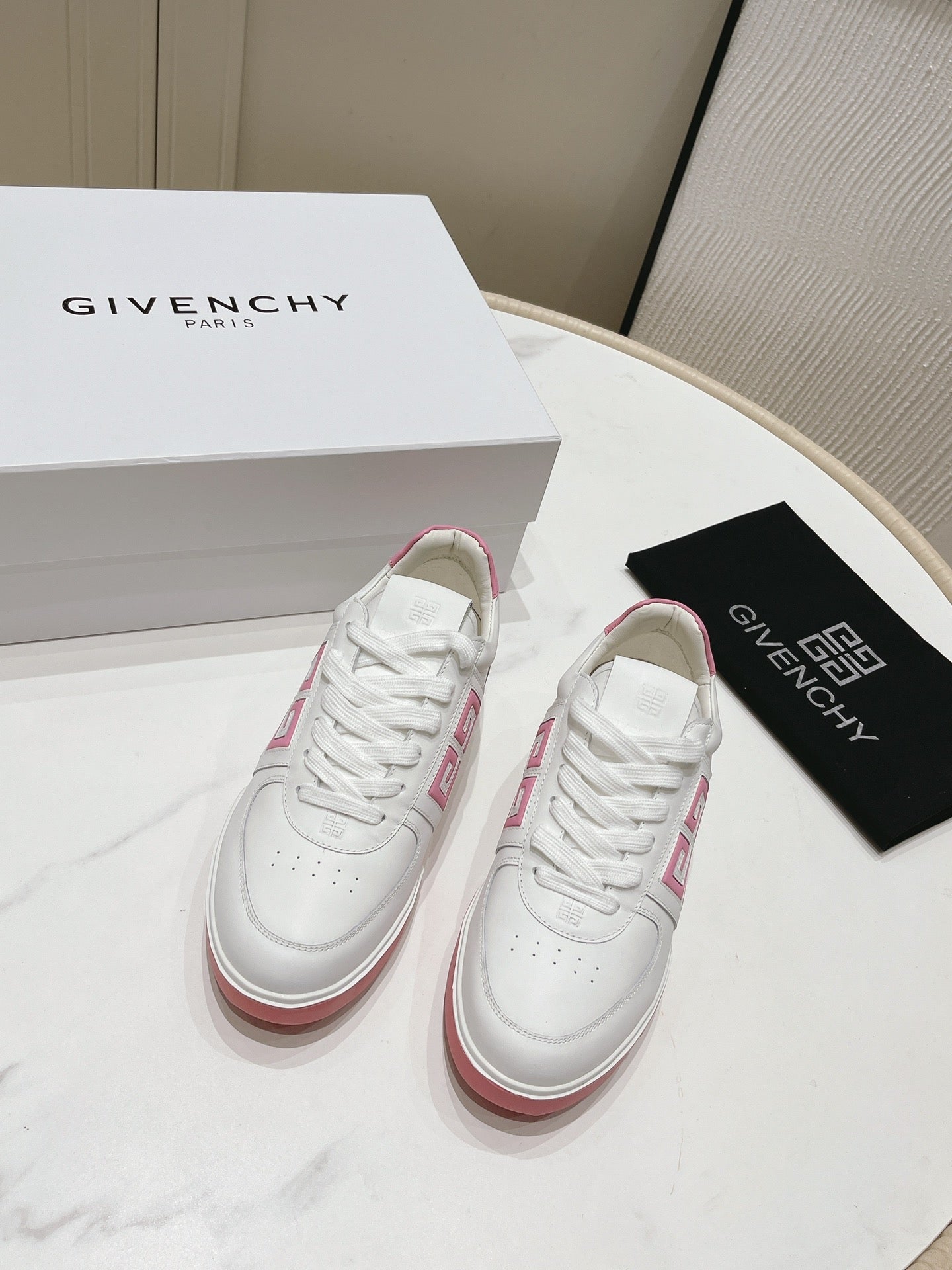 Givenchy Unisex White Sneakers With Pink Accents For Luxury Casual Style