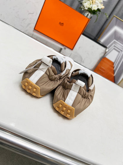 Hermès Unisex Brown And White Sneakers For Luxury Casual Style