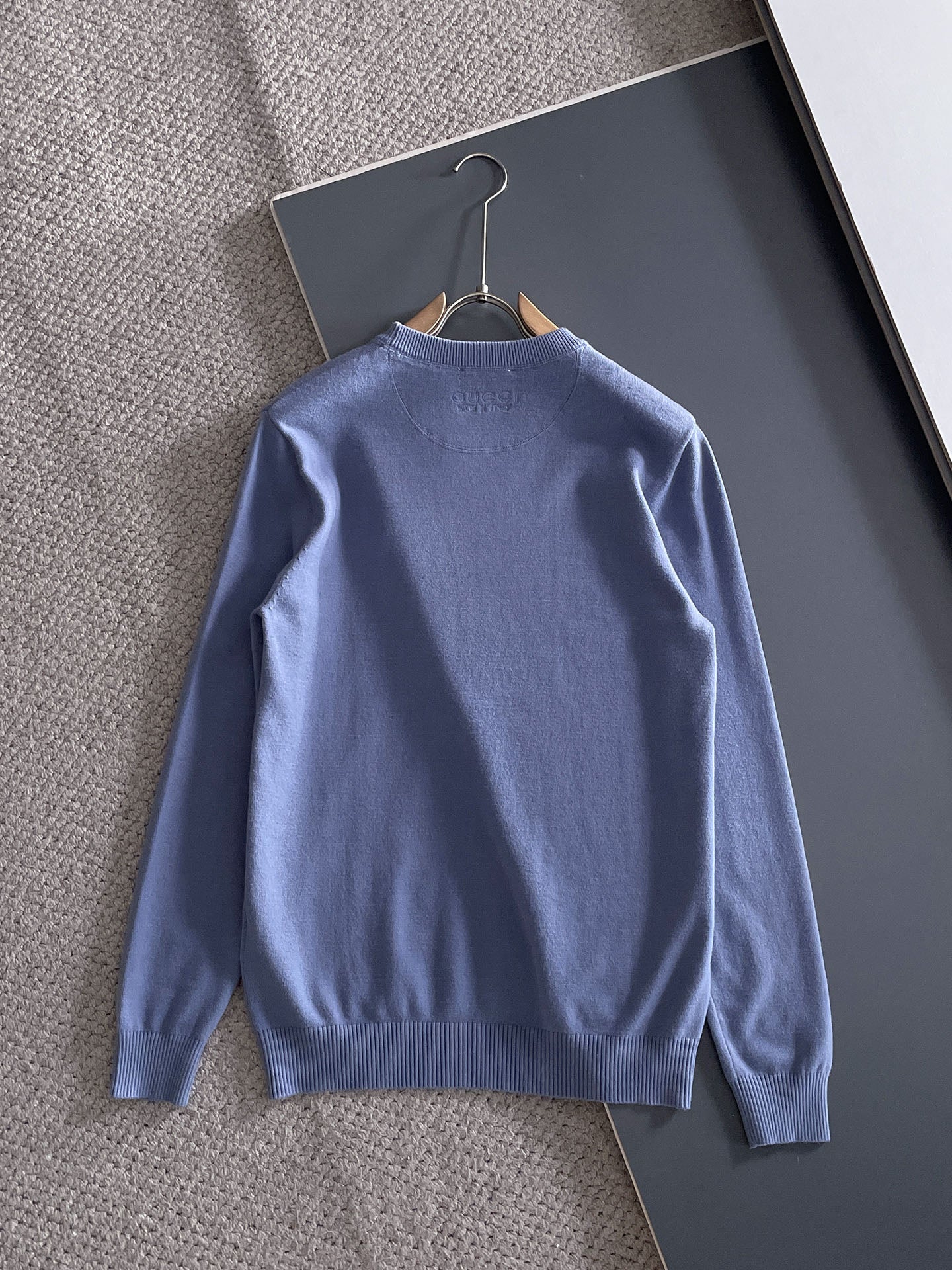 Gucci Men's Light Blue Crew Neck Knitted Sweater With Logo Details