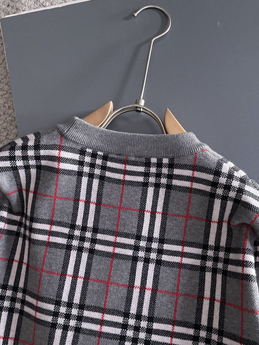Burberry Men's Checkered Crew Neck Knitted Sweater With Brand Lettering