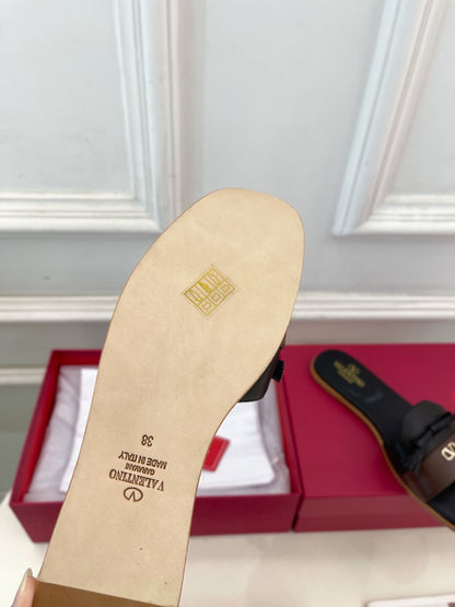 Valentino - Inspired Women's Flat Slides With Bow Detail