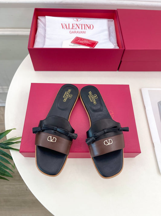 Valentino - Inspired Women's Flat Slides With Bow Detail