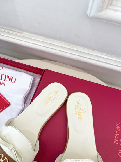 Luxury Brand Valentino Style Women's Flat Slides Sandals