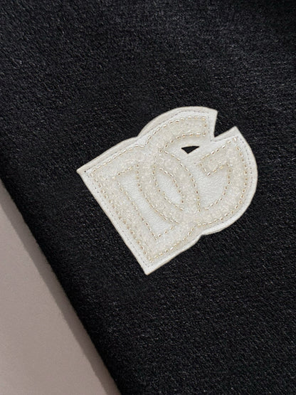 Dolce & Gabbana Men's Black Crew Neck Knitted Sweater With Logo