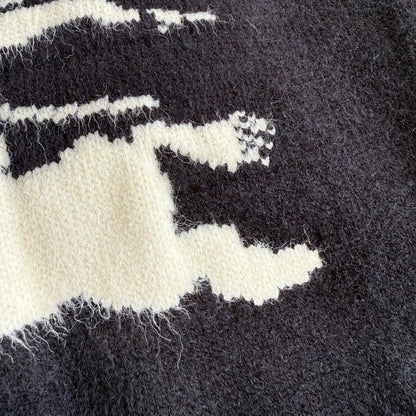 Burberry Men's Dark Grey Crew Neck Knitted Sweater With Equestrian Logo